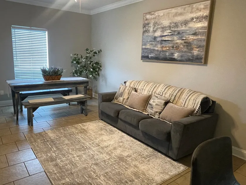 Cozy Stay Near Dow, LSU, SU, & Baton Rouge - Image 1