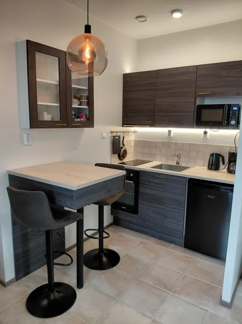 Mini-home near Matkus Shopping Center - Image 1