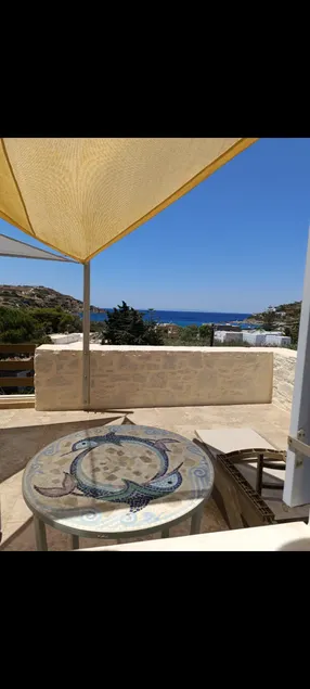 Mosaic house by the sea - Image 1