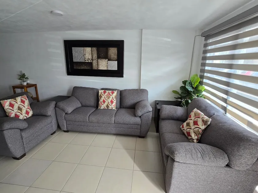 New house, comfortable and no noise - Image 1