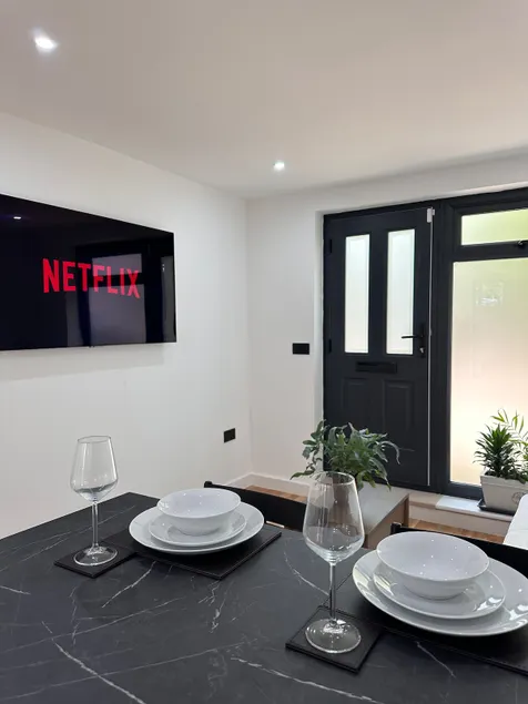 1 bedroom apartment - The Olive Tree - Image 1