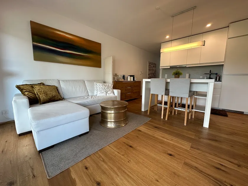 Small, fine apartment on the A1 - Image 1