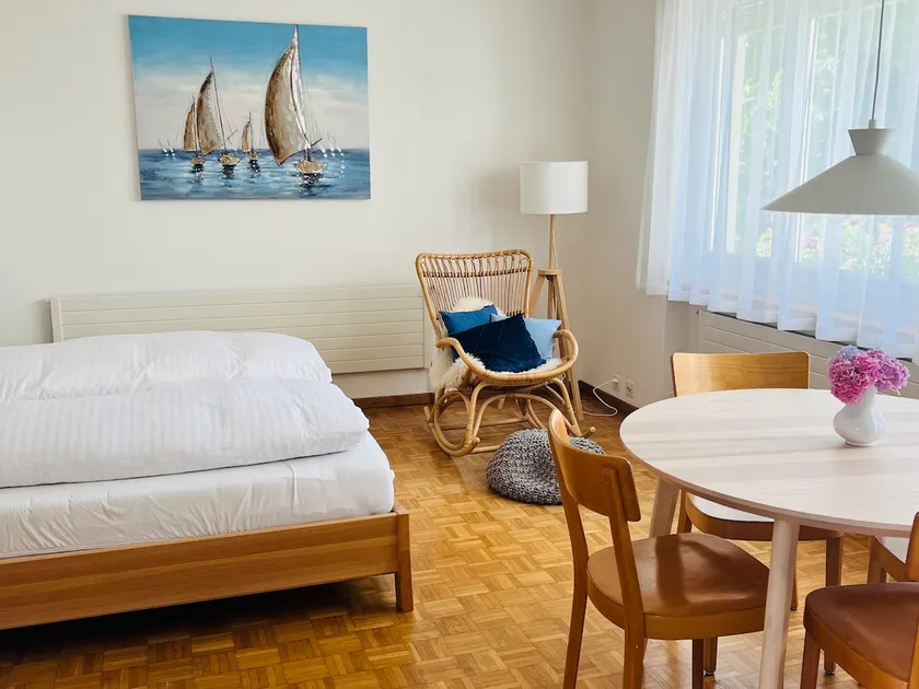 Two-room apartment - Image 1