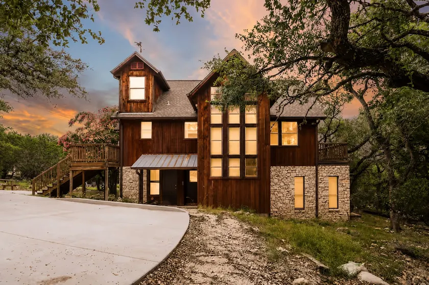 Fall Hill Country Cabin | Fire Pit, Canyon Lake - Image 1