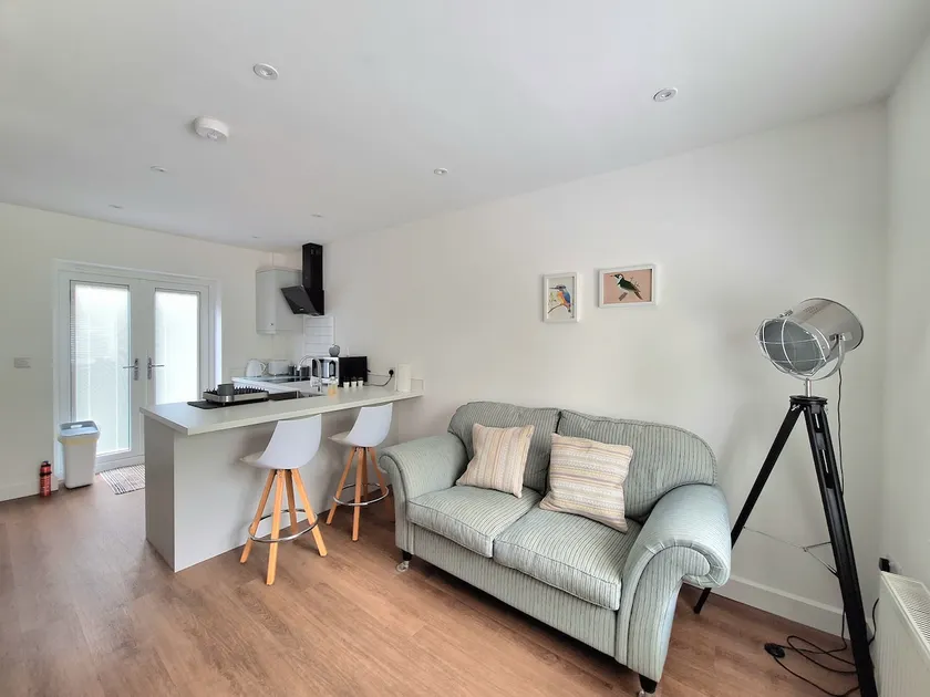 Woodpeckers Annexe in Gosfield - Image 1