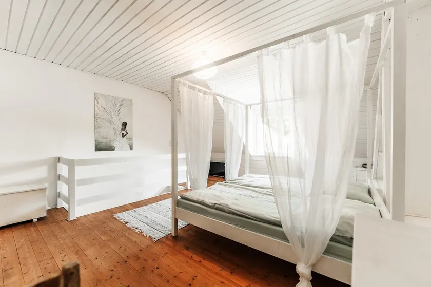Apartment at the horse farm - Image 1