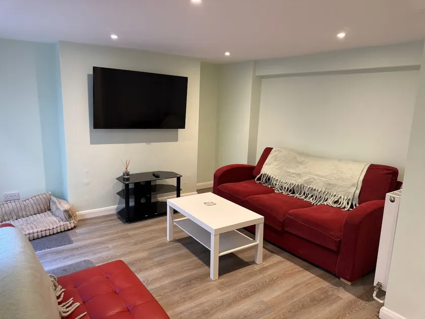 Basement Flat Kemp Town Brighton - Image 1