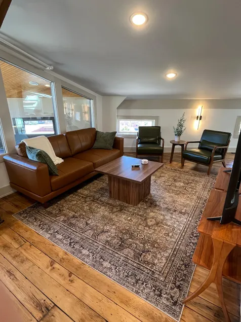 Smithall Flats - Image 1