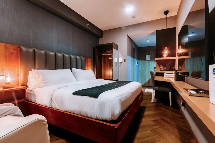 Premium King Studio at FAME Residences with Free Parking Pool MRT EDSA - Image 1
