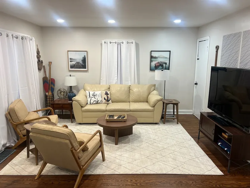 Fishermen’s Retreat @Drydock West (2bedroom) 1stFl - Image 1