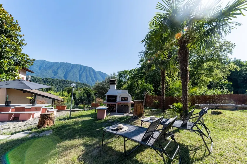 Ina's Lake Garden, Como Lake - Image 1