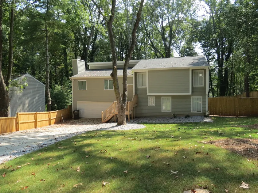 Entire Home in Stone Mountain -Christmas - Image 1