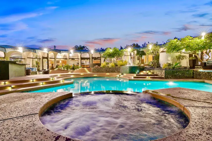 Iconic La Jolla $10M Estate | Upscale Events - Image 1