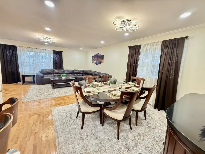 Free Parking Modern 3Bd 2Bth Condo Near NYC & EWR - Image 1