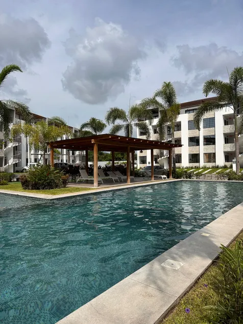 Ground floor apartment with pool and private terrace - Image 1
