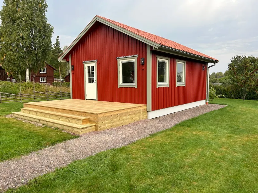 Cozy cottage close to city center - Image 1