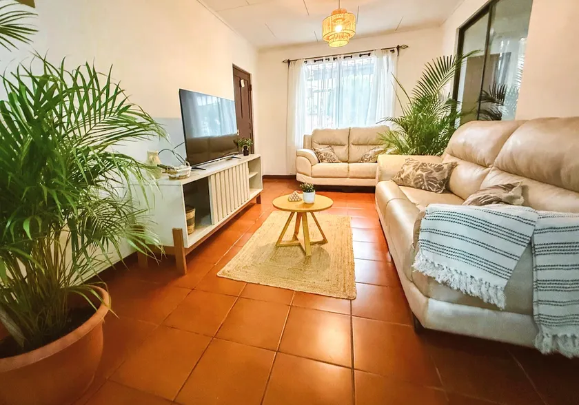 Casa Paulina 2.0|Liberia Downtown - Image 1