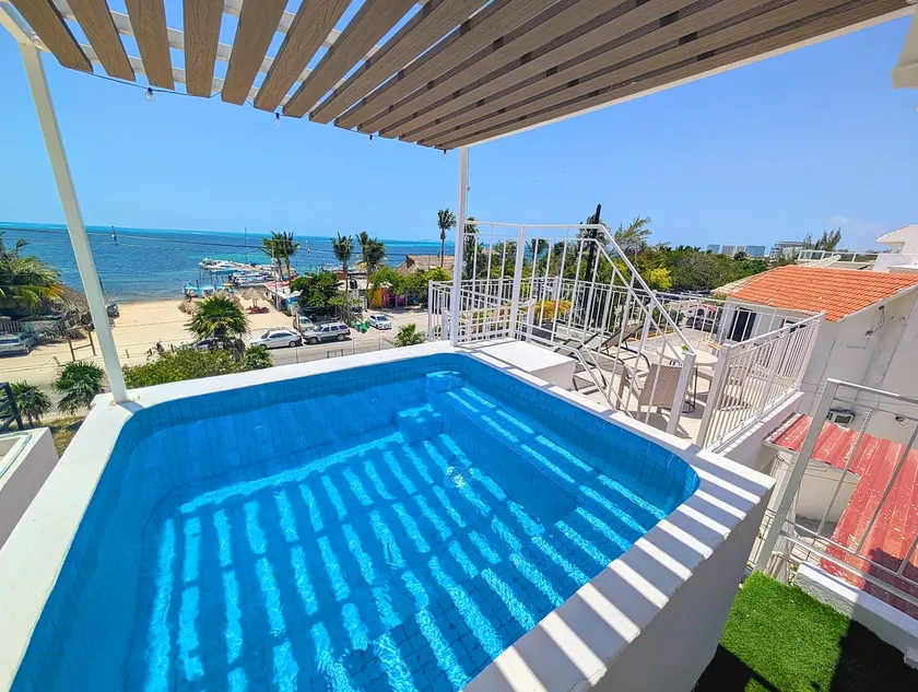 Beachfront Rooftop Private Pool Duplex | Oceanview - Image 1