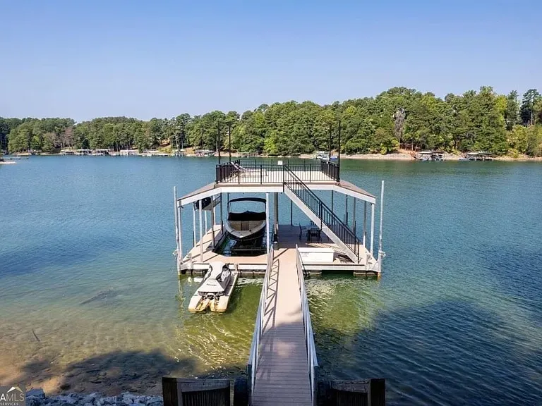 Waterfront Retreat | Lake Lanier | Private Dock - Image 1