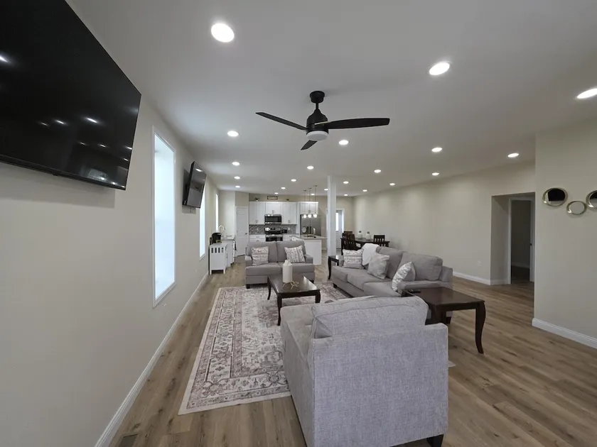 Loving Union Stay at Sunnyside/5 bdrm 3.5 bath - Image 1