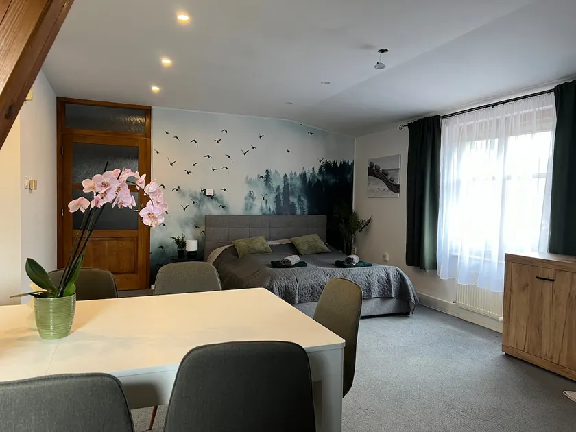 ”Tourist” Apartment - Image 1