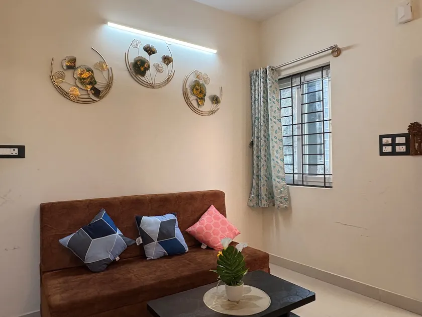 Stylish 1BHK Hideout Steps from Oya Kothanur, 402 - Image 1