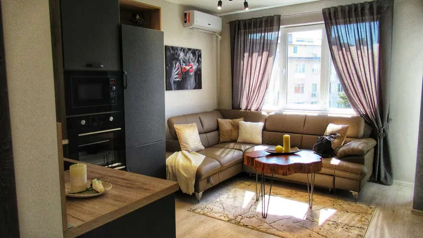 Port View Residence - Image 1