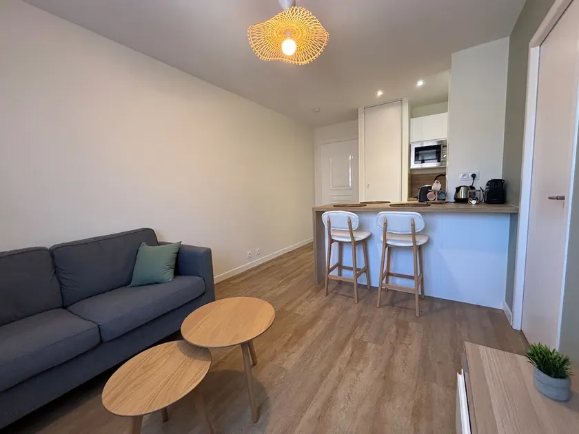 appartement en centre ville de Honfleur avec place de parking - Image 1