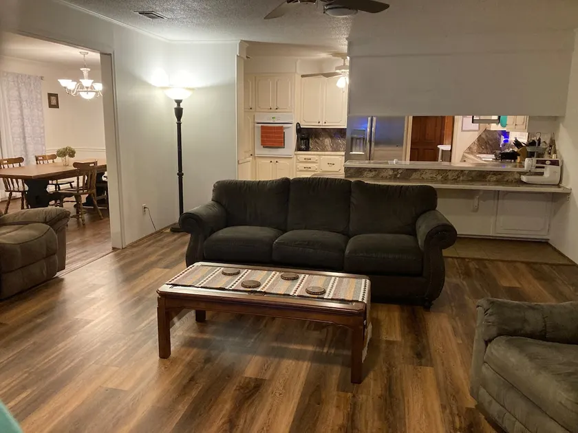 Relax in Arkadelphia - Image 1