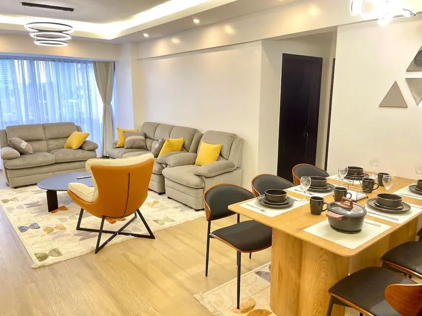 Alari Guests: 2 bed & Dsq Marina - Image 1