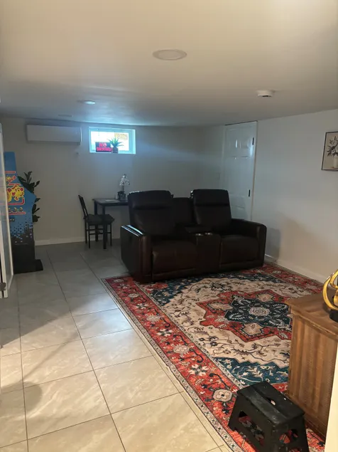 Fairview suite - Image 1