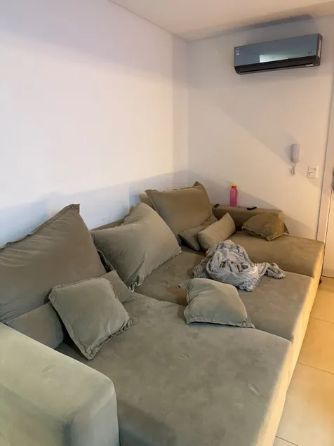 Well-located apartment - Image 1