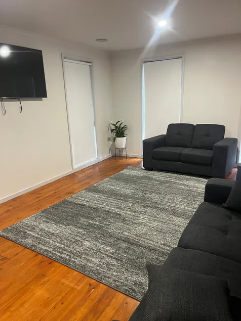 Hotham Circuit House - Image 1