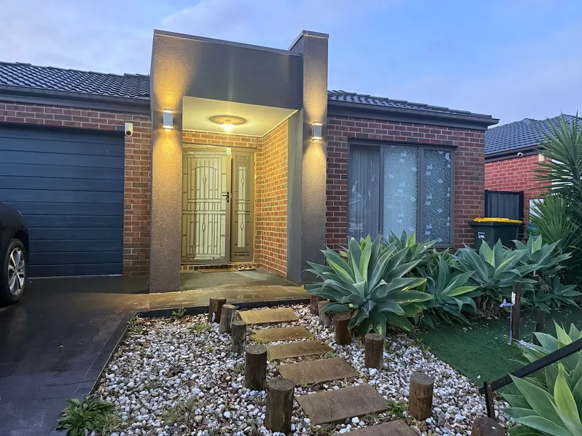 H & J Homes Craigieburn - Image 1