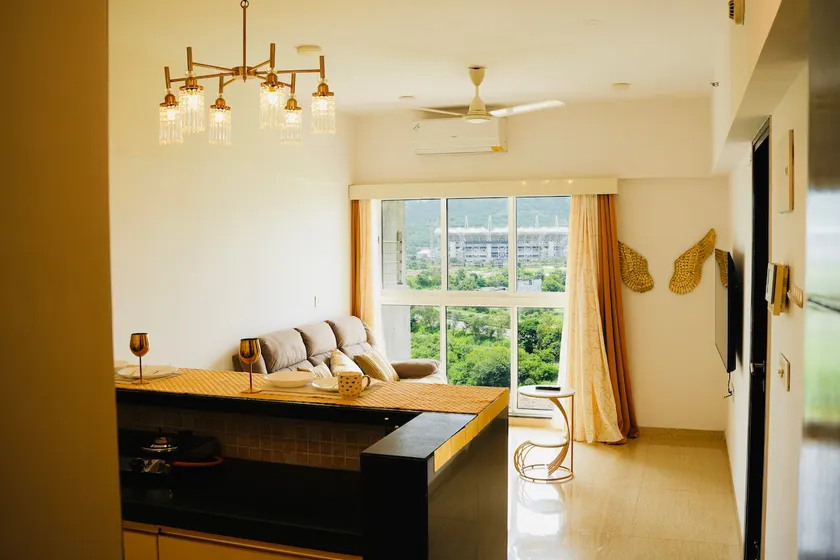 Skyline Pvt Bath Tub @ Lodha Belmondo - Image 1