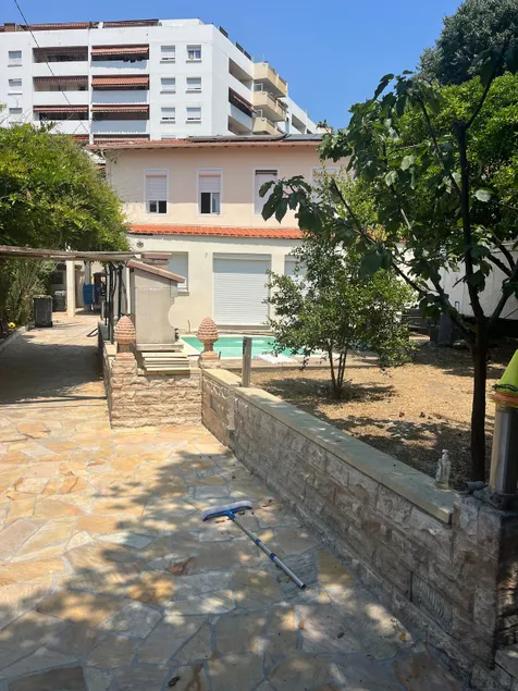 House in the center of Nice - Image 1