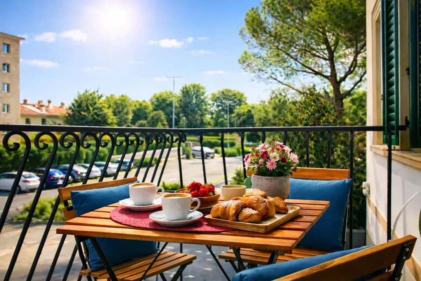 Melograno: Private Guest Parking & Terrace - Image 1