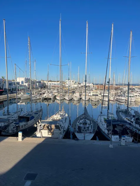 Private Apartment at Marina Monastir - Image 1