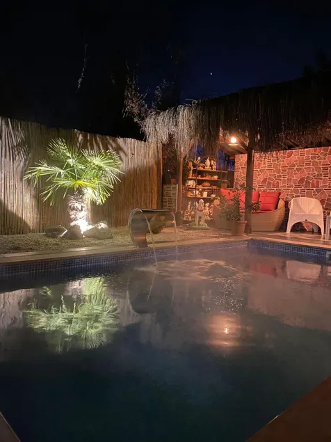 Villa with Pool, Jacuzzi and Fireplace - Image 1