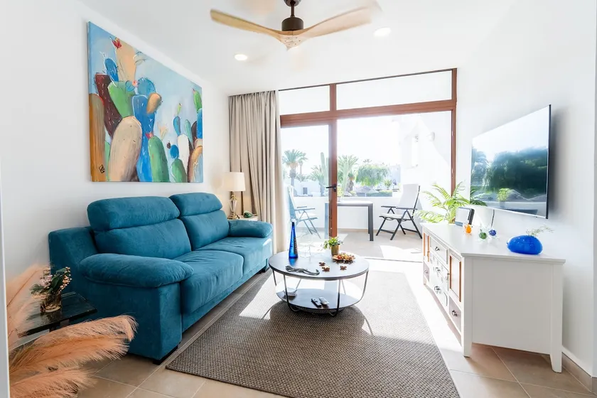 Casa Astra · Stylish by the Pool & Near the Beach - Image 1