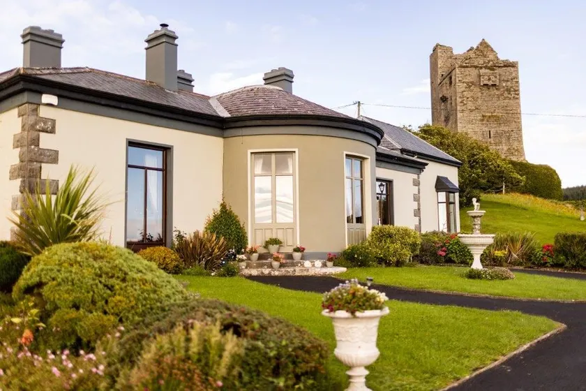 The Annex @ Ballinalacken Castle - Image 1