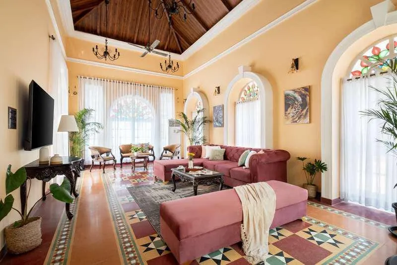 Casa Royale  Luxury 5 BHK  Private Pool - Image 1