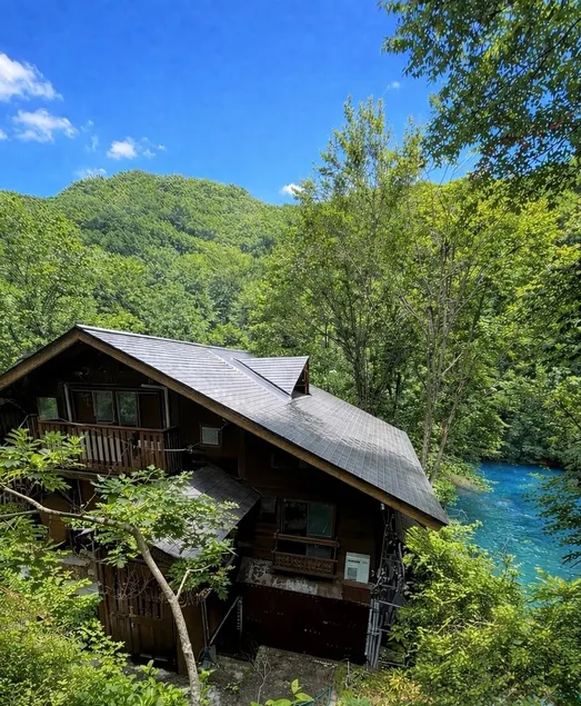 9LLDK private villa with a panoramic view of the lake, in a quiet wooded setting, ”WEND Urabandai”, sauna, up to 16 people, electric BBQ - Image 1