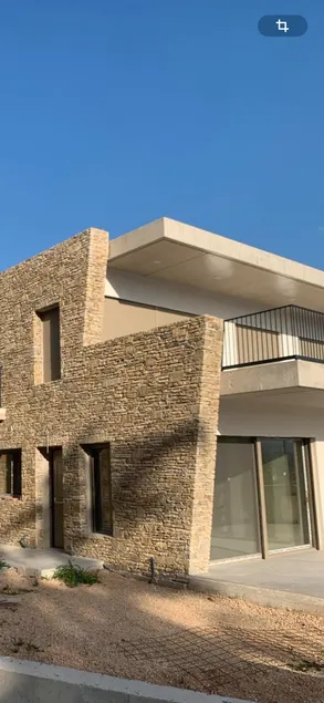 Lithéa, stone residence - Image 1