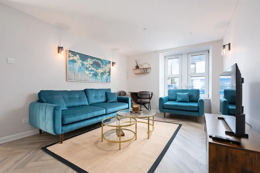 Boutique Home with Private Courtyard - Image 1