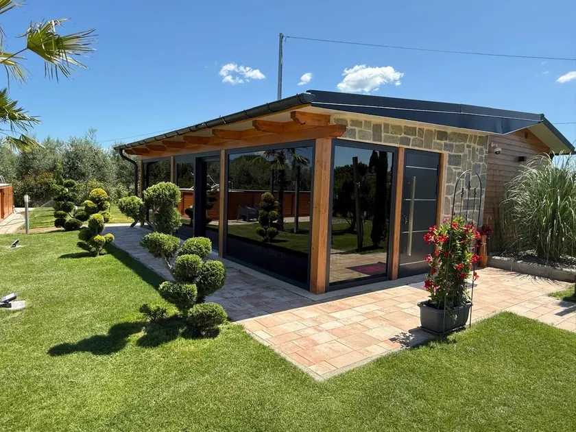 Vacation home - Image 1