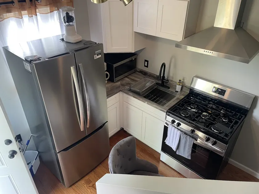 Charming 1-bdrm Apt close to all - Image 1