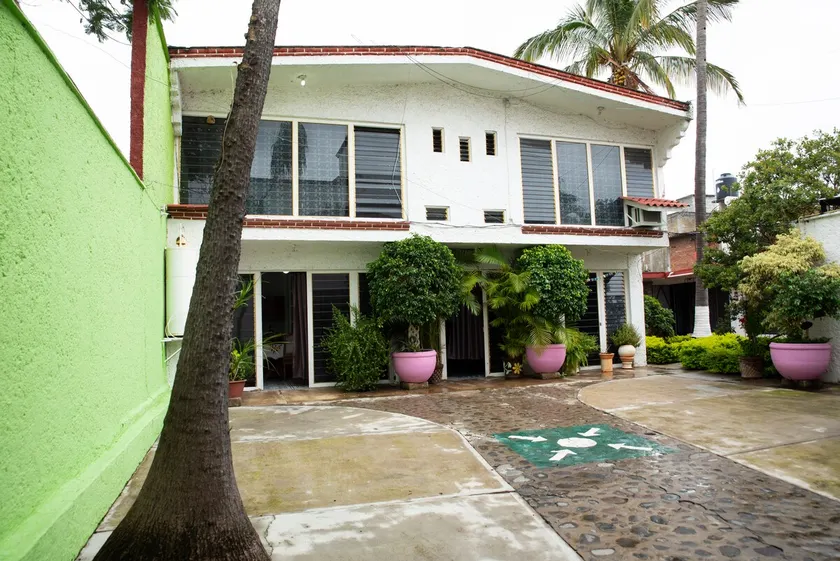Traveler's Corner SanJuan Bautista - Image 1