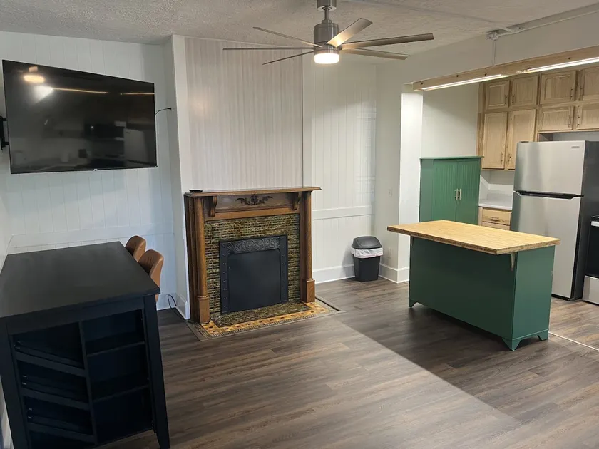 Apartment in Newark - Image 1