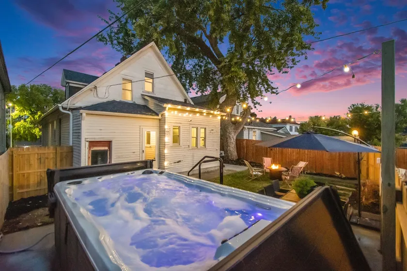 The (14ft) Swim Spa Spot Near Downtown Omaha/Zoo! - Image 1